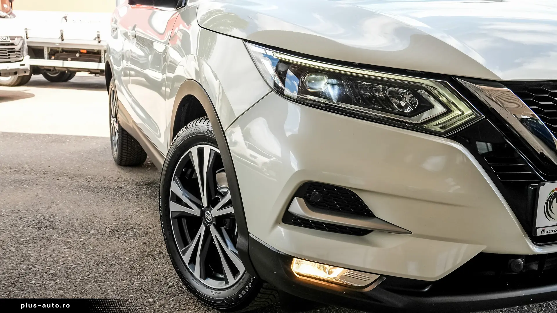 NISSAN QASHQAI TEKNA 4WD