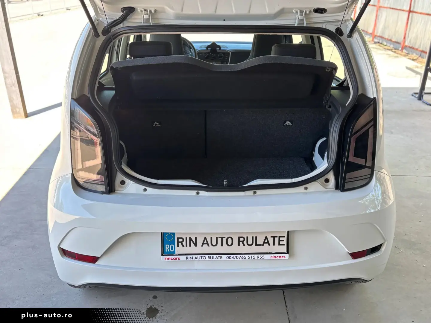 Volkswagen Up