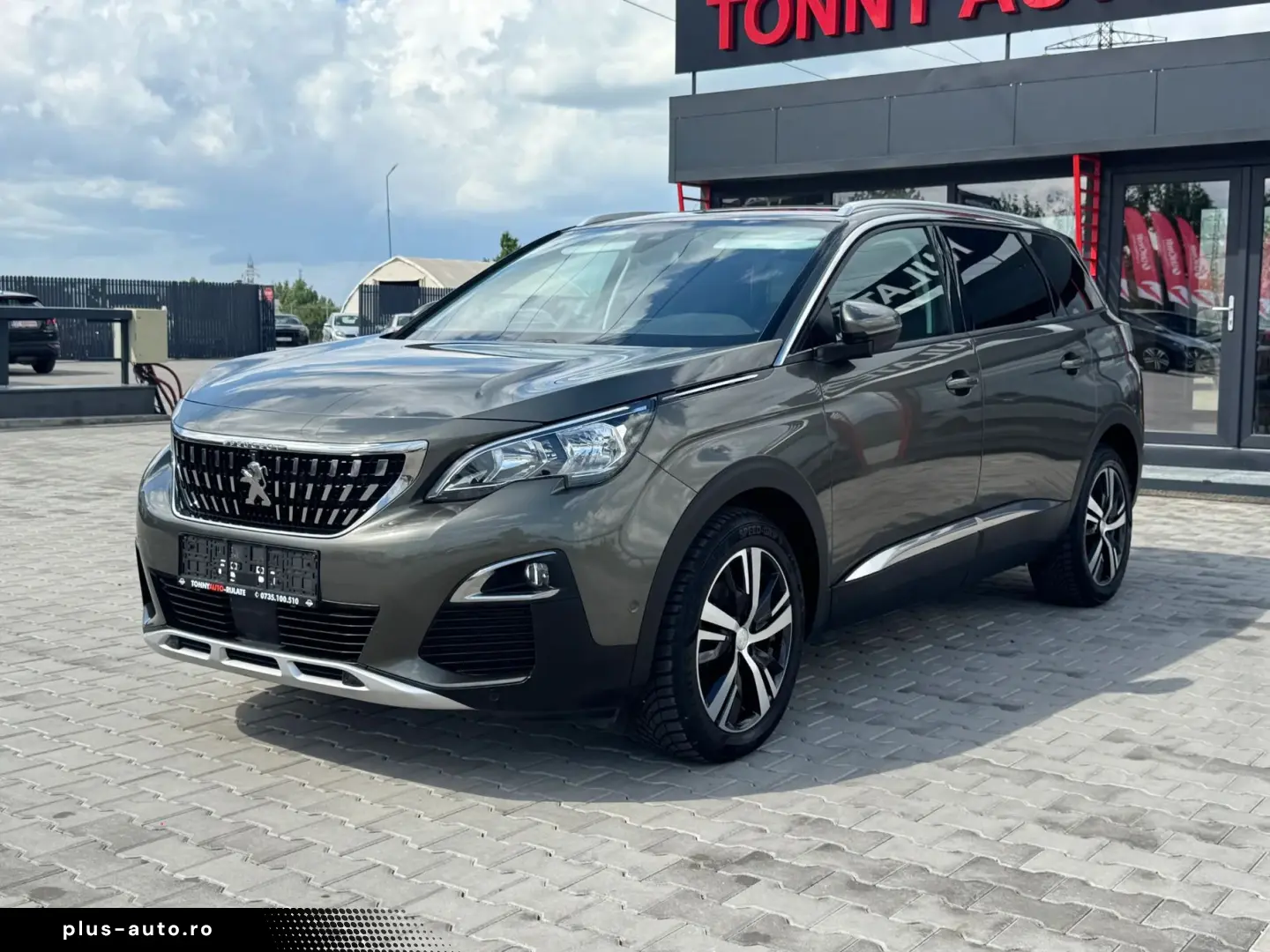 Peugeot 5008