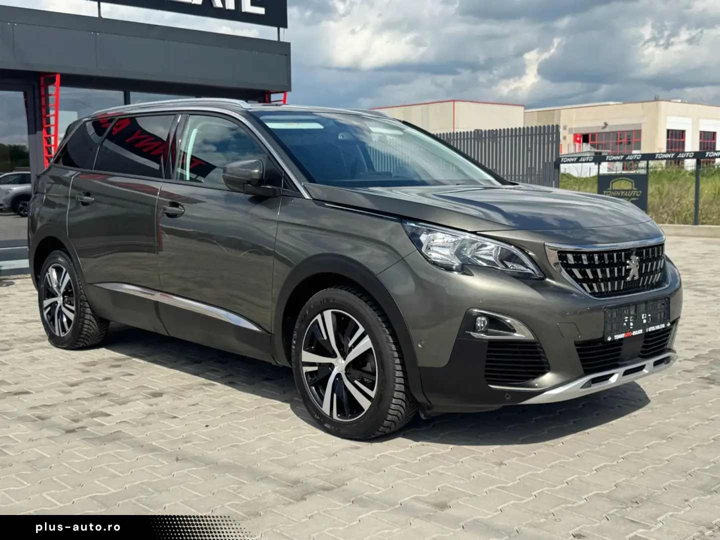 Peugeot 5008