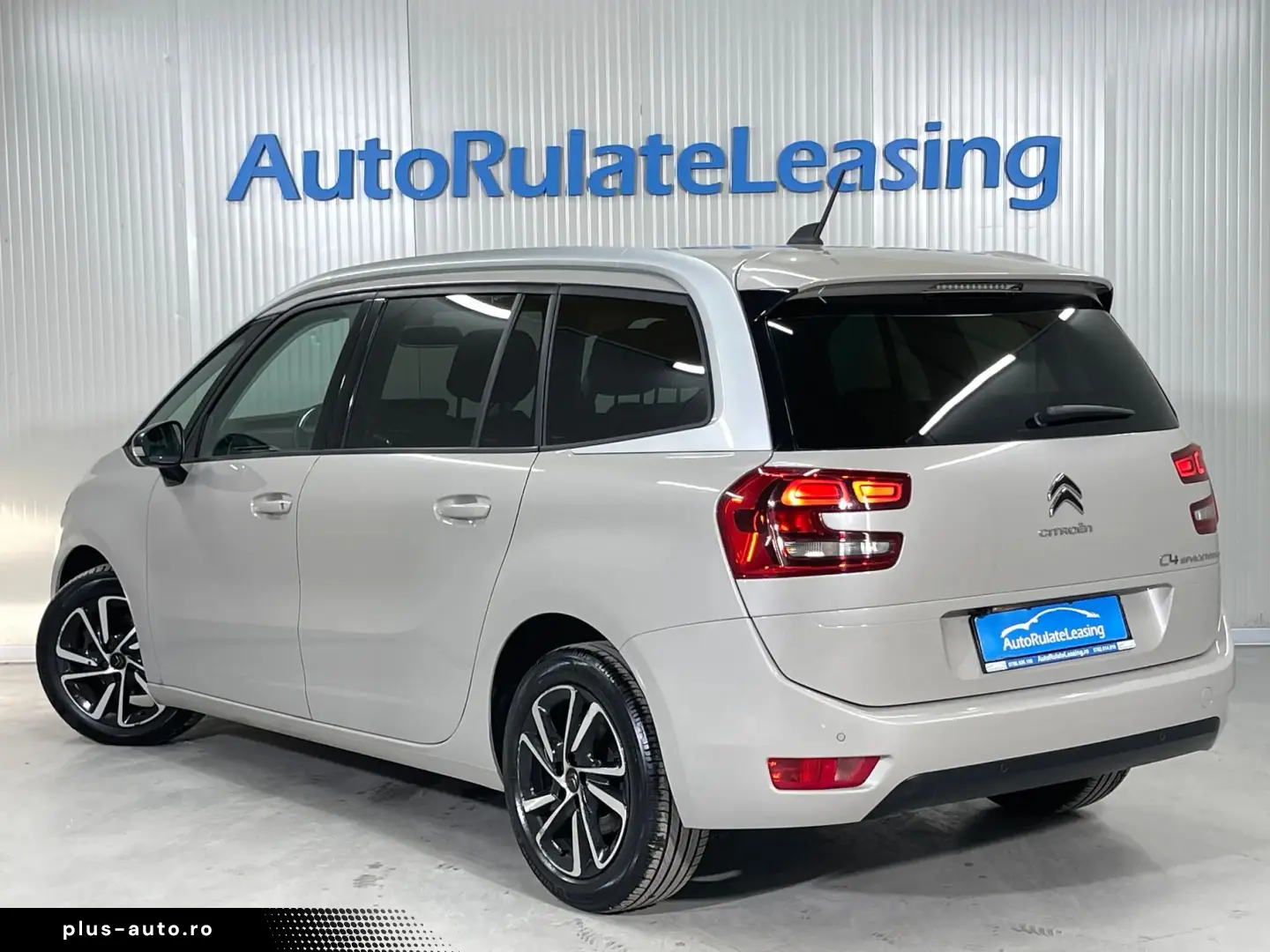 Citroen C4-Grand-Space-Tourer