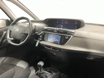 Citroen C4-Grand-Space-Tourer