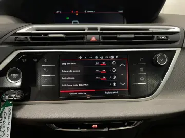Citroen C4-Grand-Space-Tourer