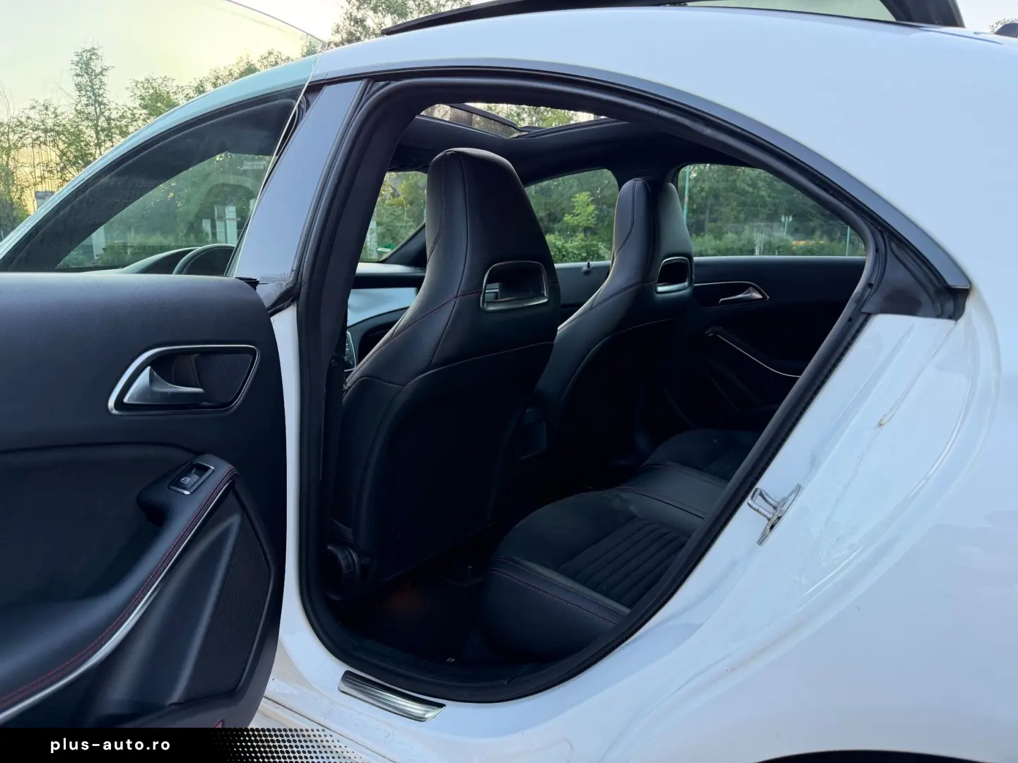 Mercedes-Benz Cla-180