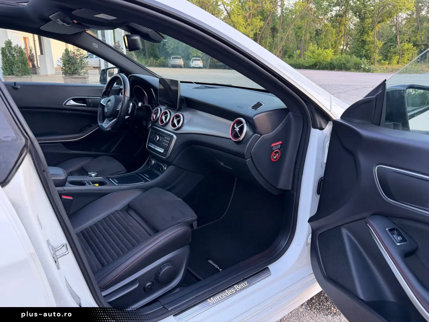 Mercedes-Benz Cla-180