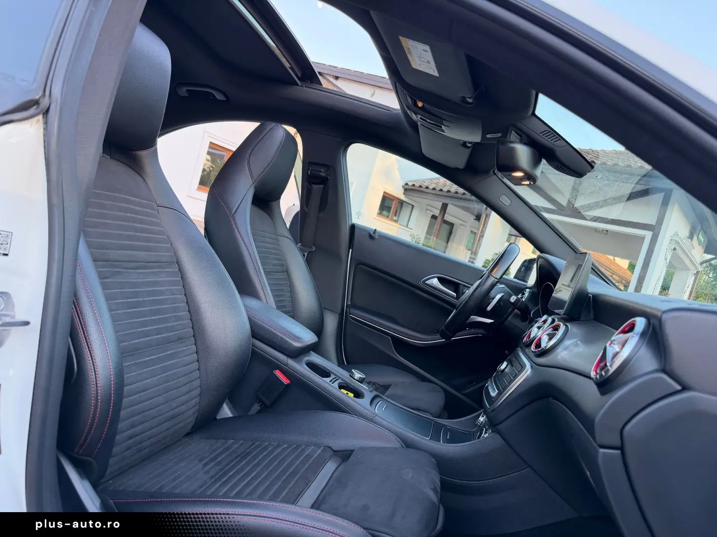 Mercedes-Benz Cla-180