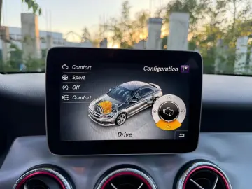 Mercedes-Benz Cla-180