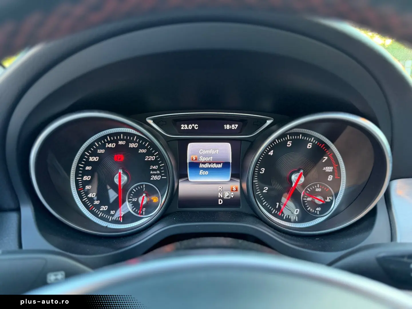 Mercedes-Benz Cla-180