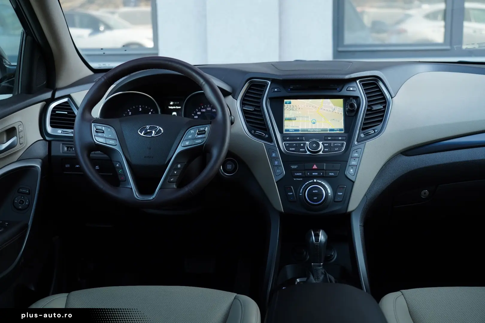 HYUNDAI Grand Santa Fe 2015 — imagine 9