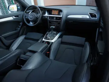 Audi A4 ver-2-0-tdi-dpf-clean-quattro-s-tronic-ambition