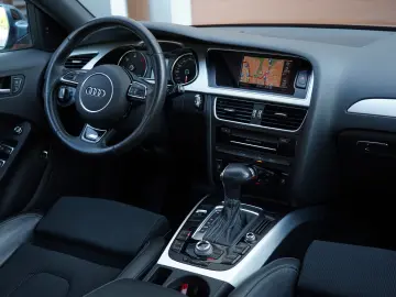 Audi A4 ver-2-0-tdi-dpf-clean-quattro-s-tronic-ambition