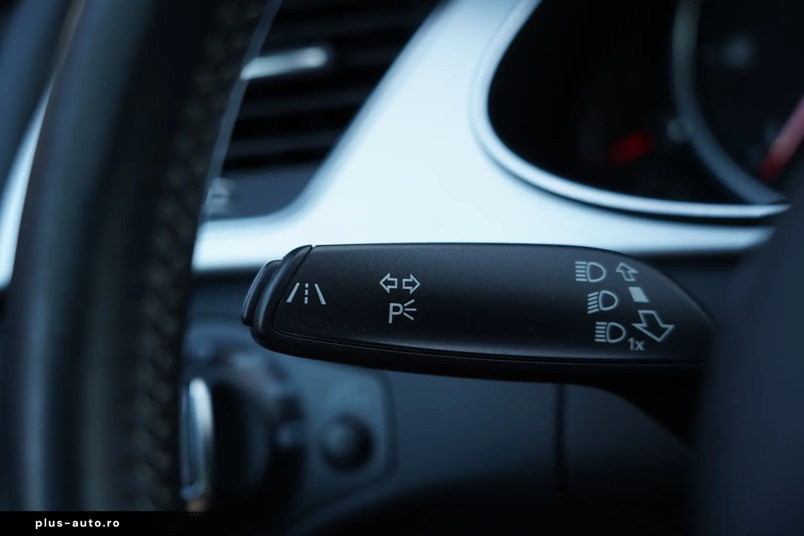 Audi A4 ver-2-0-tdi-dpf-clean-quattro-s-tronic-ambition