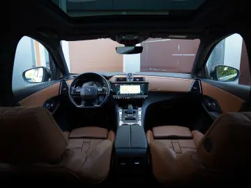 Citroën DS7 4x4 300 OPERA