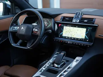 Citroën DS7 4x4 300 OPERA