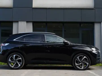 Citroën DS7 4x4 300 OPERA