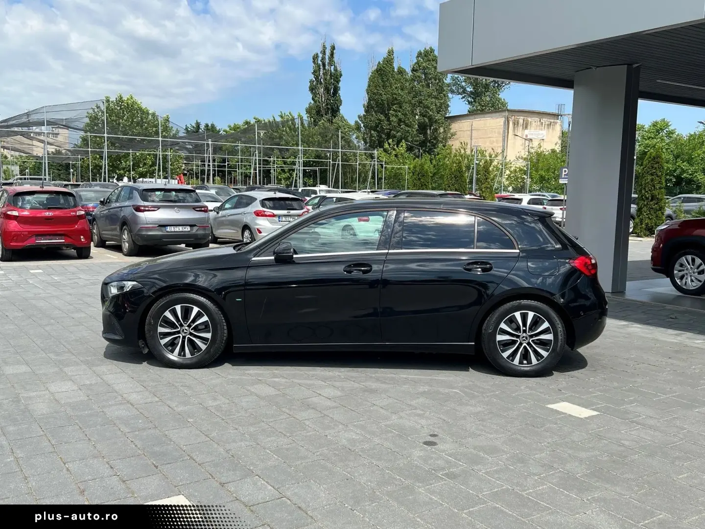 Mercedes-Benz A-180