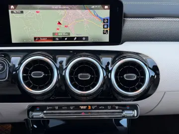 Mercedes-Benz A-250