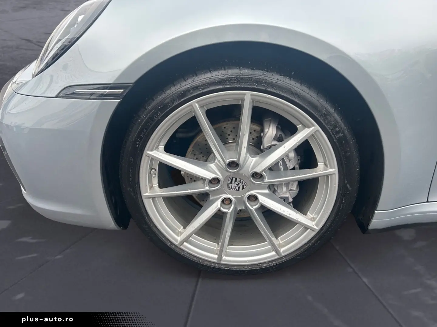 PORSCHE 911 Carrera 4 Allrad