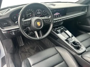 PORSCHE 911 Carrera 4 Allrad