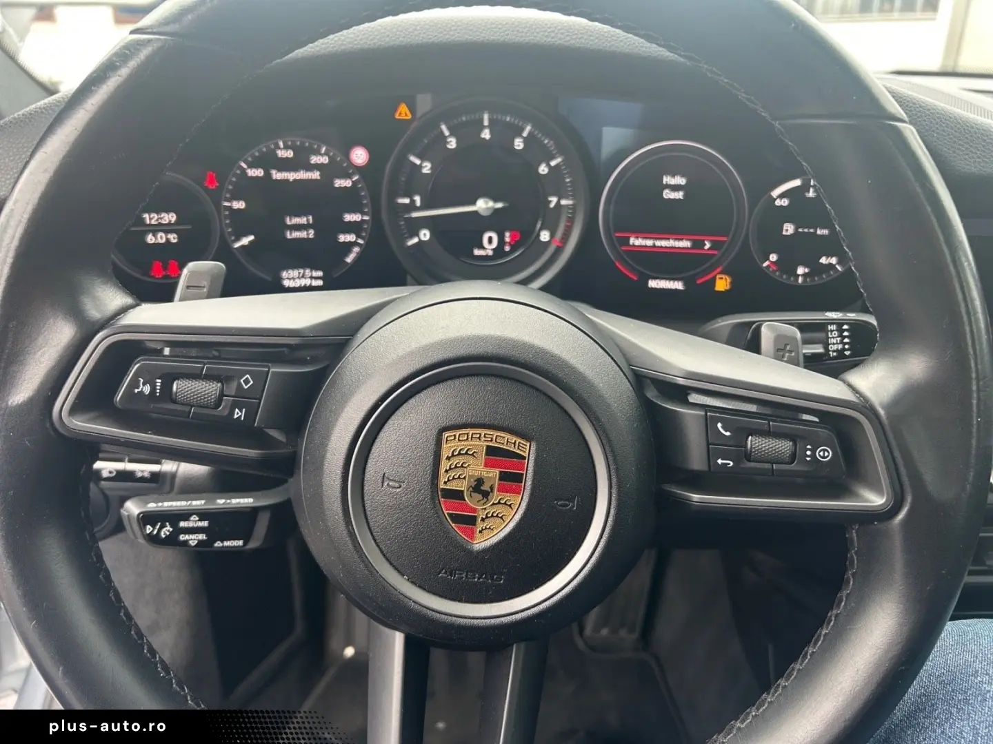 PORSCHE 911 Carrera 4 Allrad