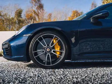 PORSCHE 992 Turbo S