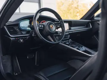 PORSCHE 992 Turbo S