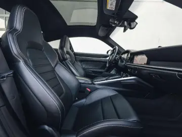 PORSCHE 992 Turbo S