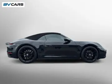 PORSCHE 911 Carrera 4 Cabriolet