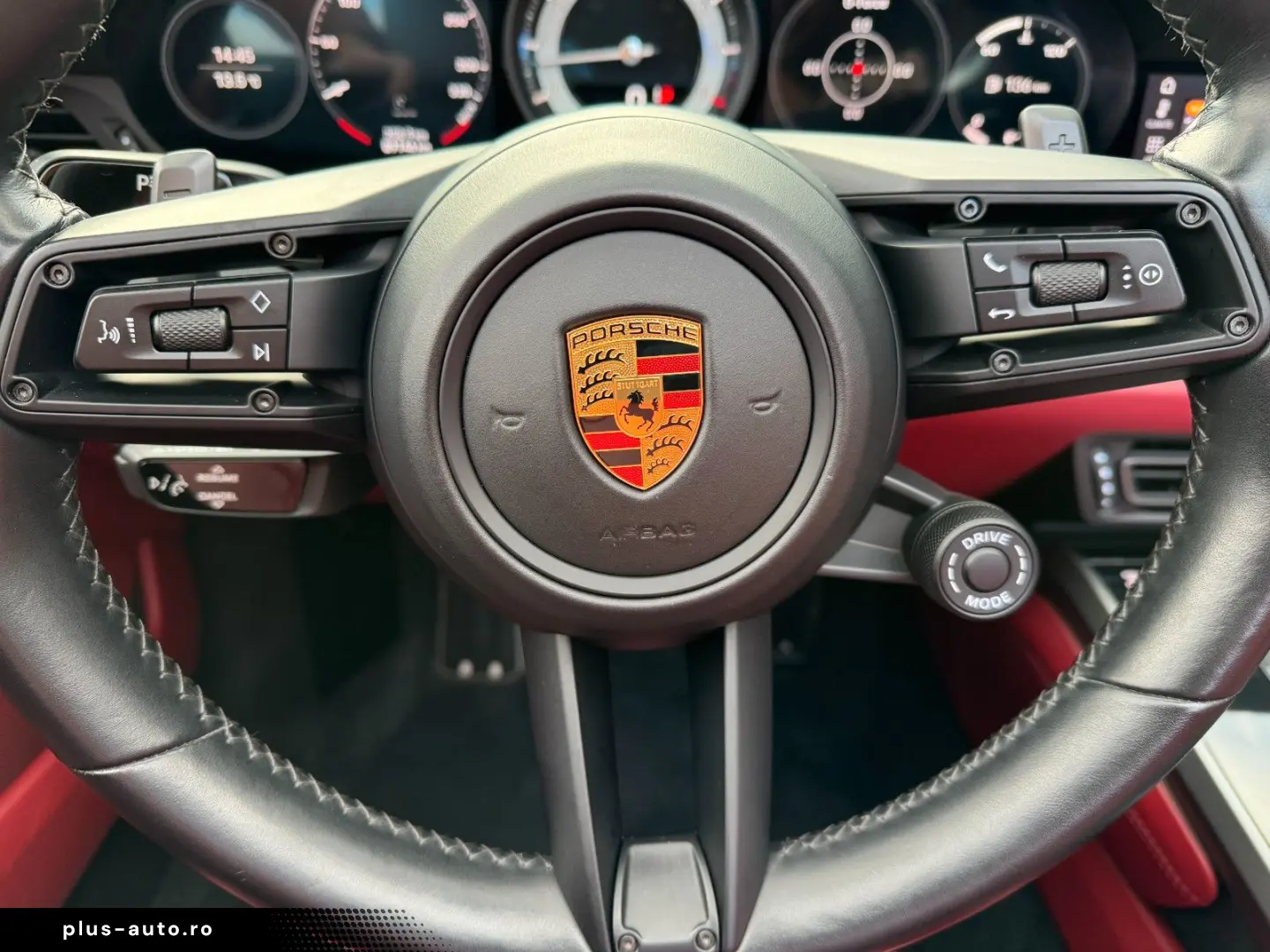 PORSCHE 911 Carrera 4 Cabriolet
