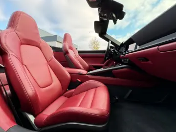 PORSCHE 911 Carrera 4 Cabriolet