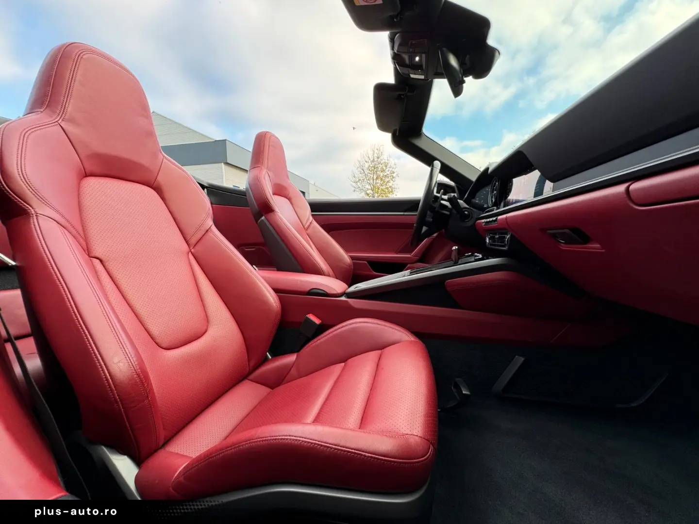 PORSCHE 911 Carrera 4 Cabriolet