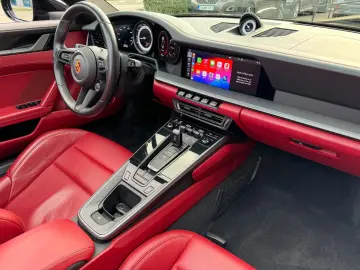 PORSCHE 911 Carrera 4 Cabriolet