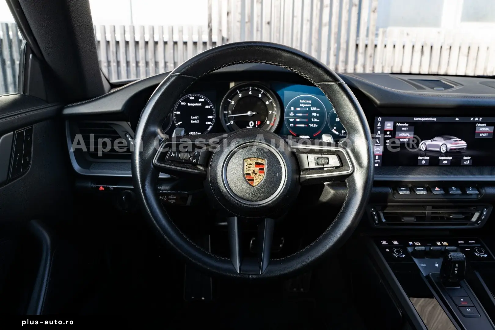 PORSCHE 992 Carrera 4 Cabrio