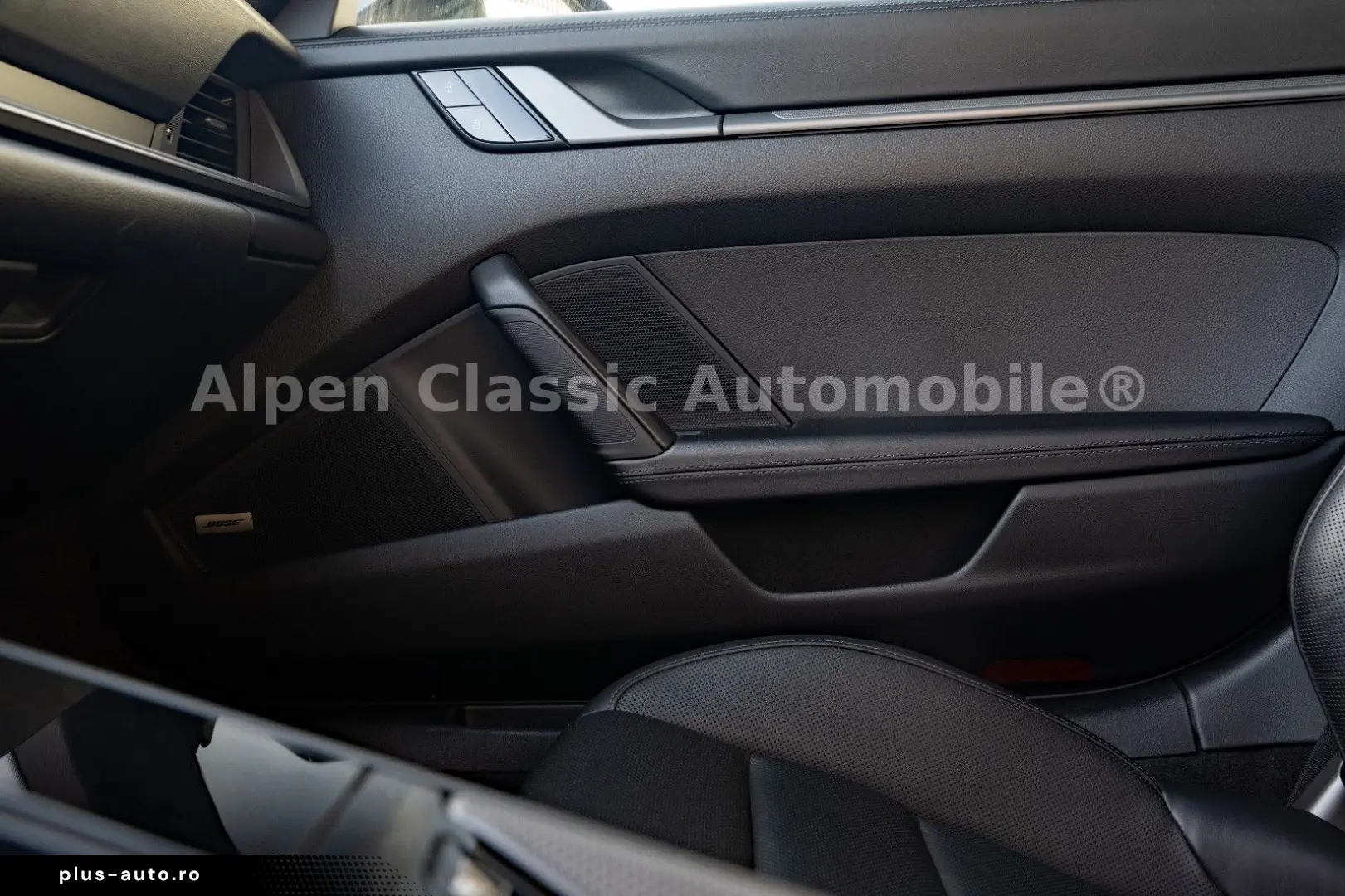 PORSCHE 992 Carrera 4 Cabrio