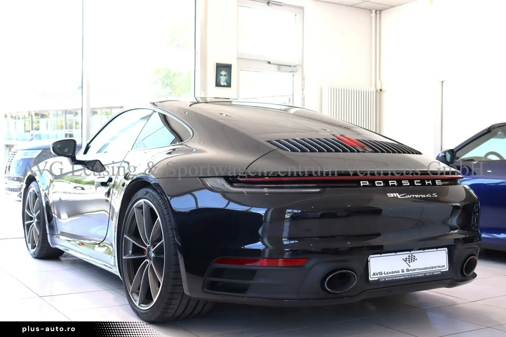 PORSCHE 992 911 Carrera 4S