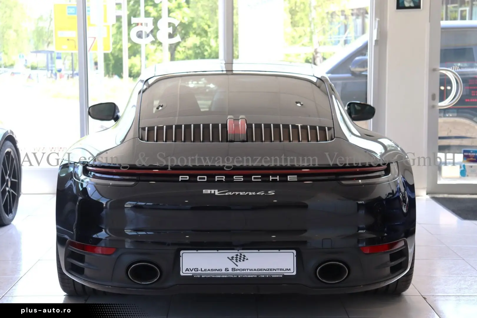 PORSCHE 992 911 Carrera 4S
