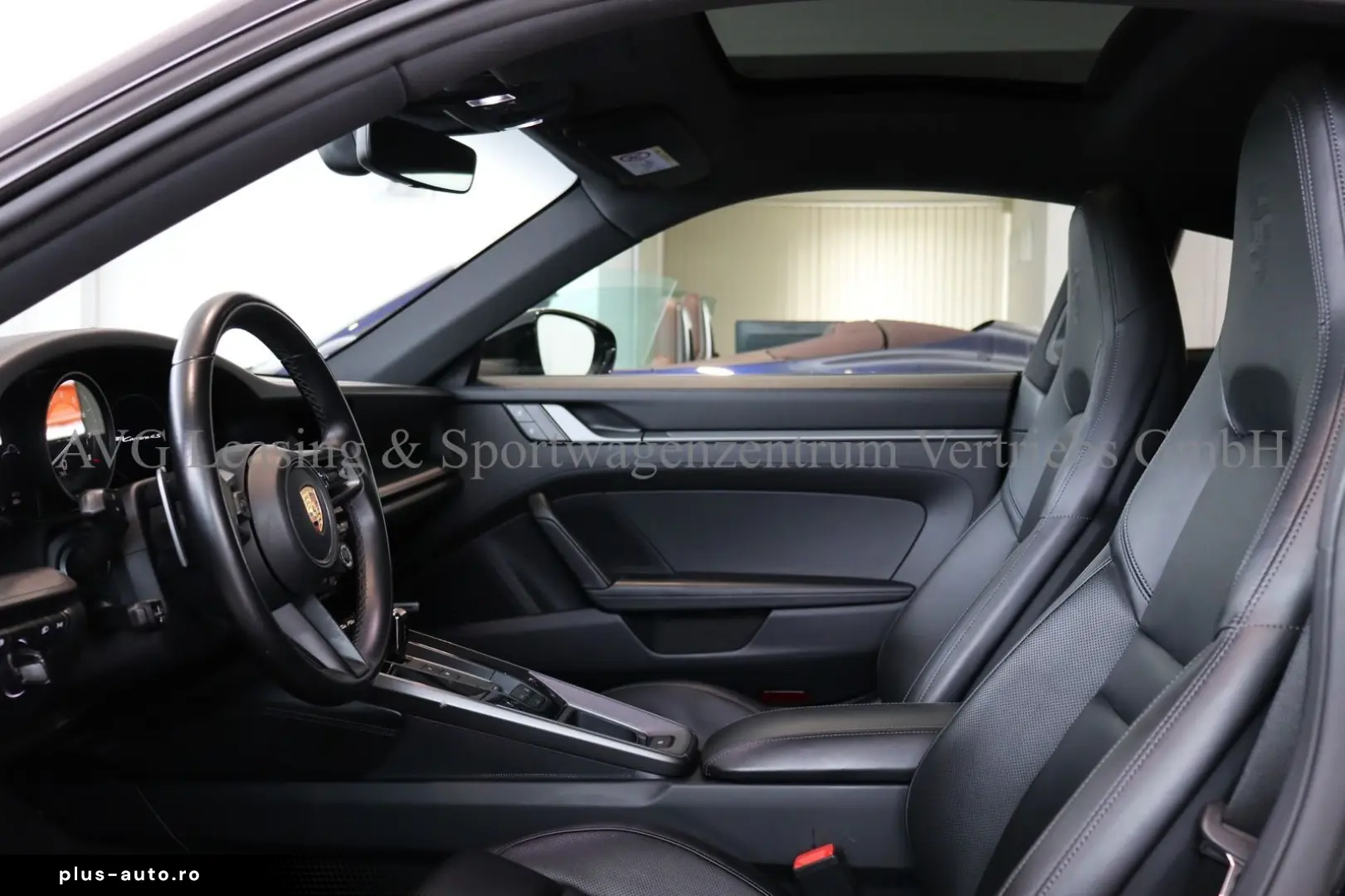 PORSCHE 992 911 Carrera 4S