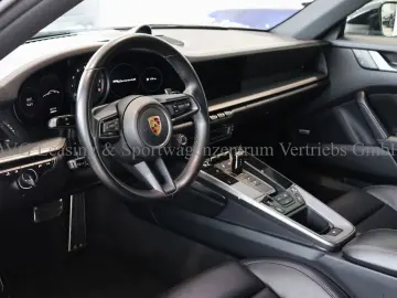 PORSCHE 992 911 Carrera 4S