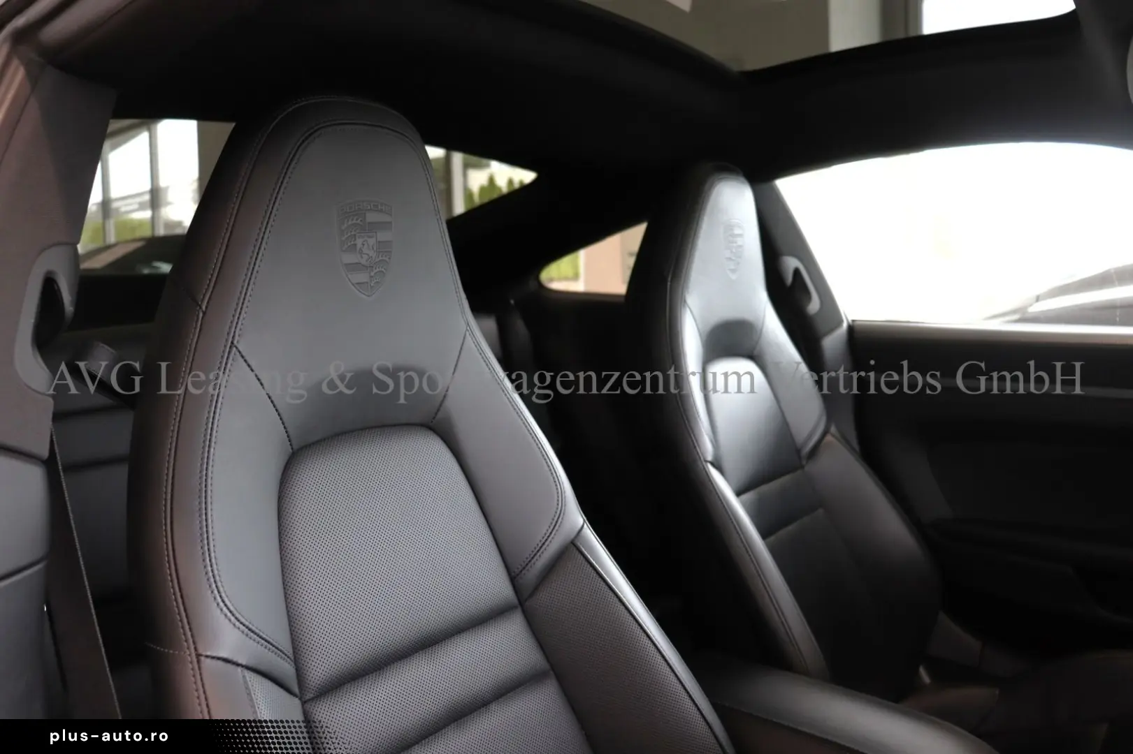 PORSCHE 992 911 Carrera 4S