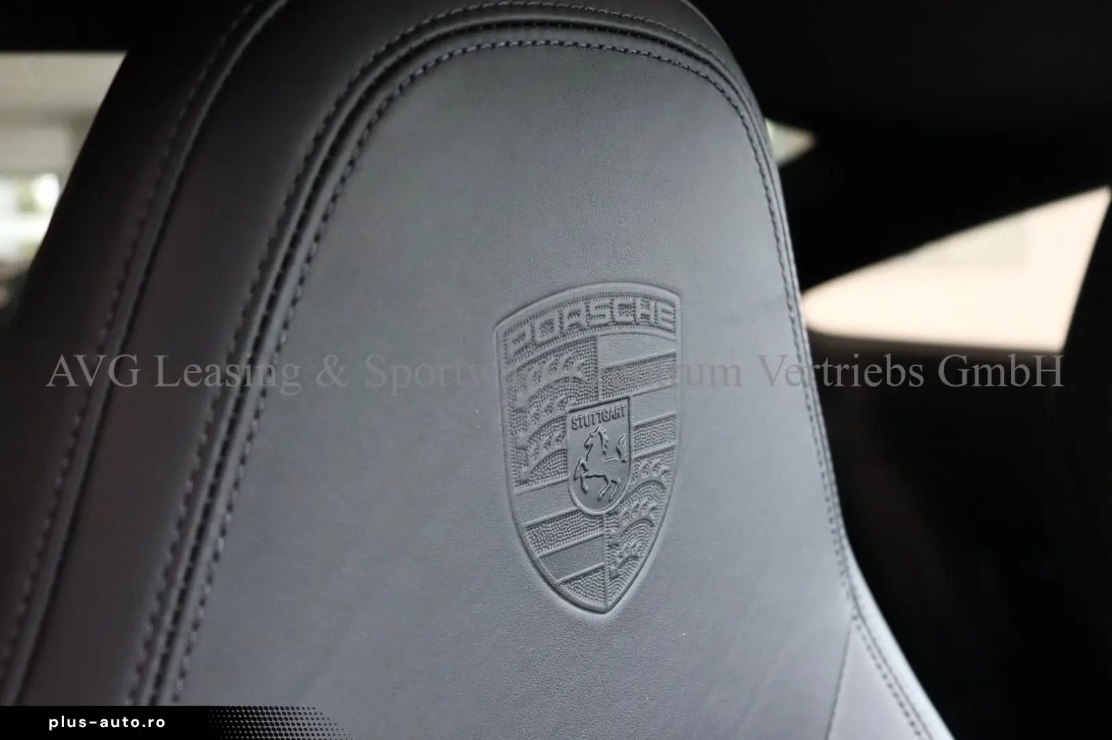 PORSCHE 992 911 Carrera 4S