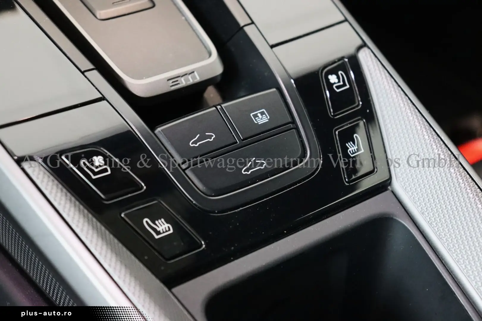 PORSCHE 992 911 Carrera 4S