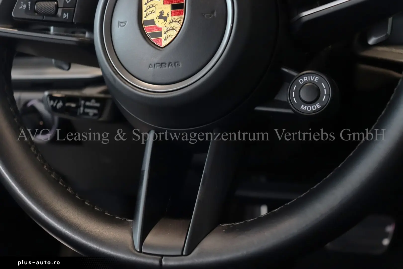 PORSCHE 992 911 Carrera 4S