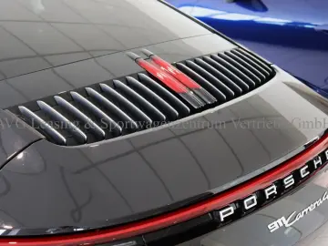 PORSCHE 992 911 Carrera 4S