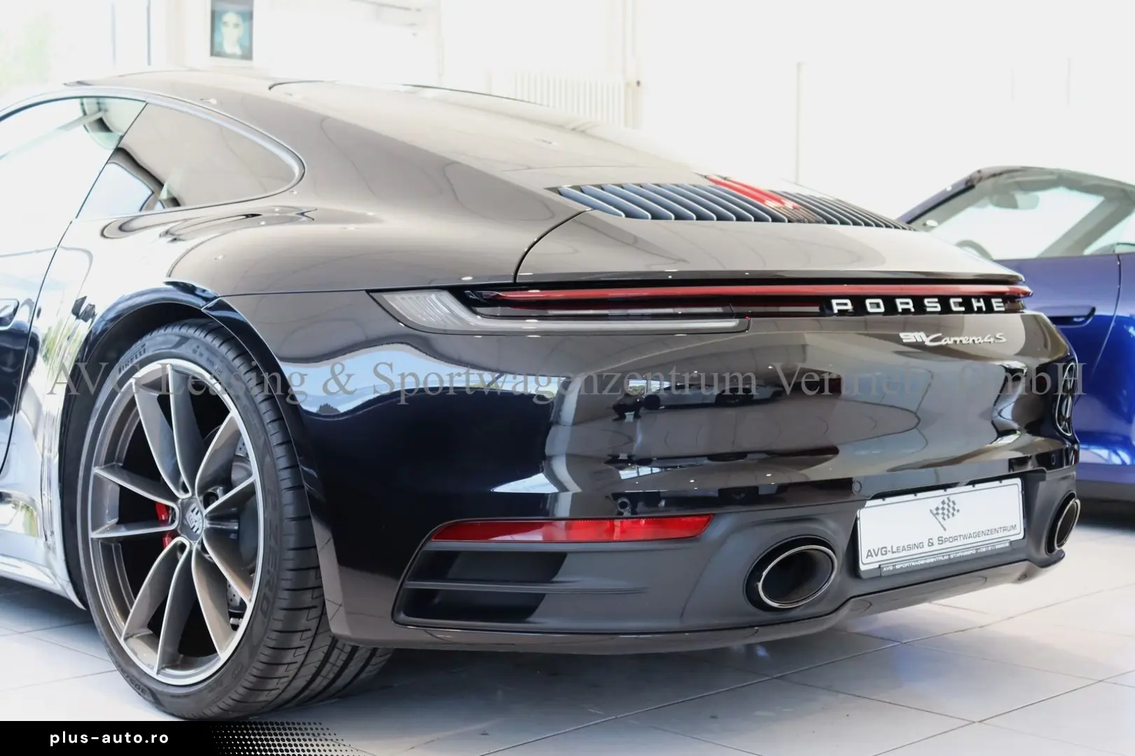 PORSCHE 992 911 Carrera 4S