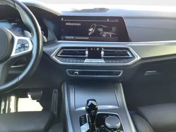 BMW X5 xDrive45e