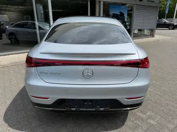MERCEDES-BENZ EQS  450
