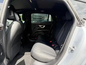 MERCEDES-BENZ EQS  450