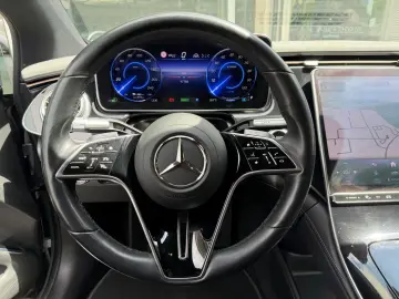 MERCEDES-BENZ EQS  450