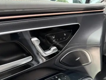 MERCEDES-BENZ EQS  450
