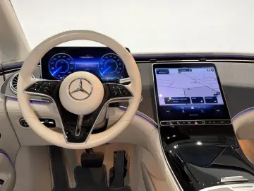 MERCEDES-BENZ EQS 450